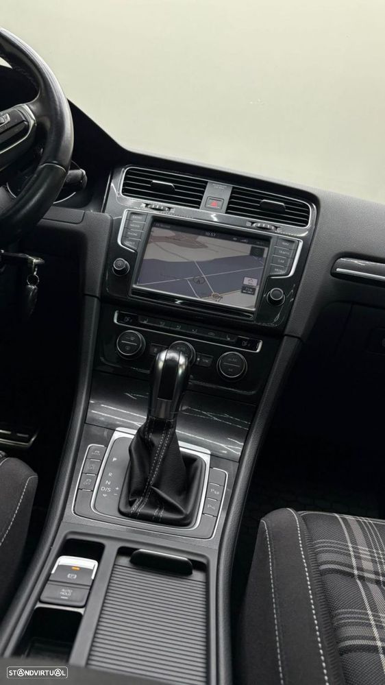 VW Golf GTD (BlueMotion ) DSG - 19