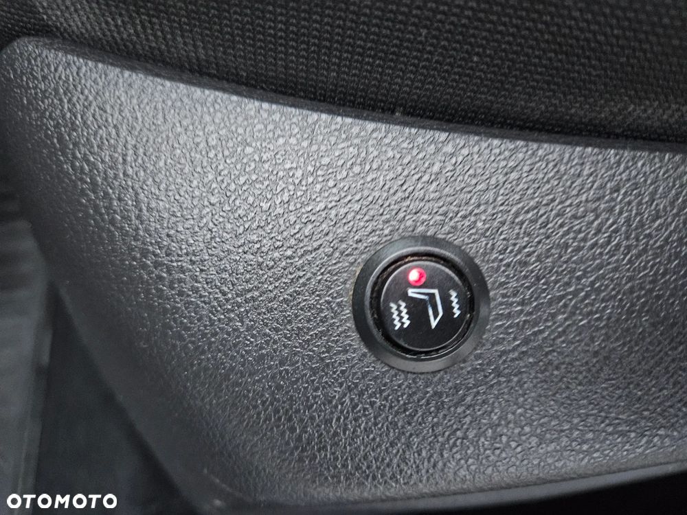 Ford Focus 1.6 Edition - 15