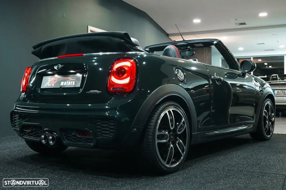 MINI Cabrio John Cooper Works - 7