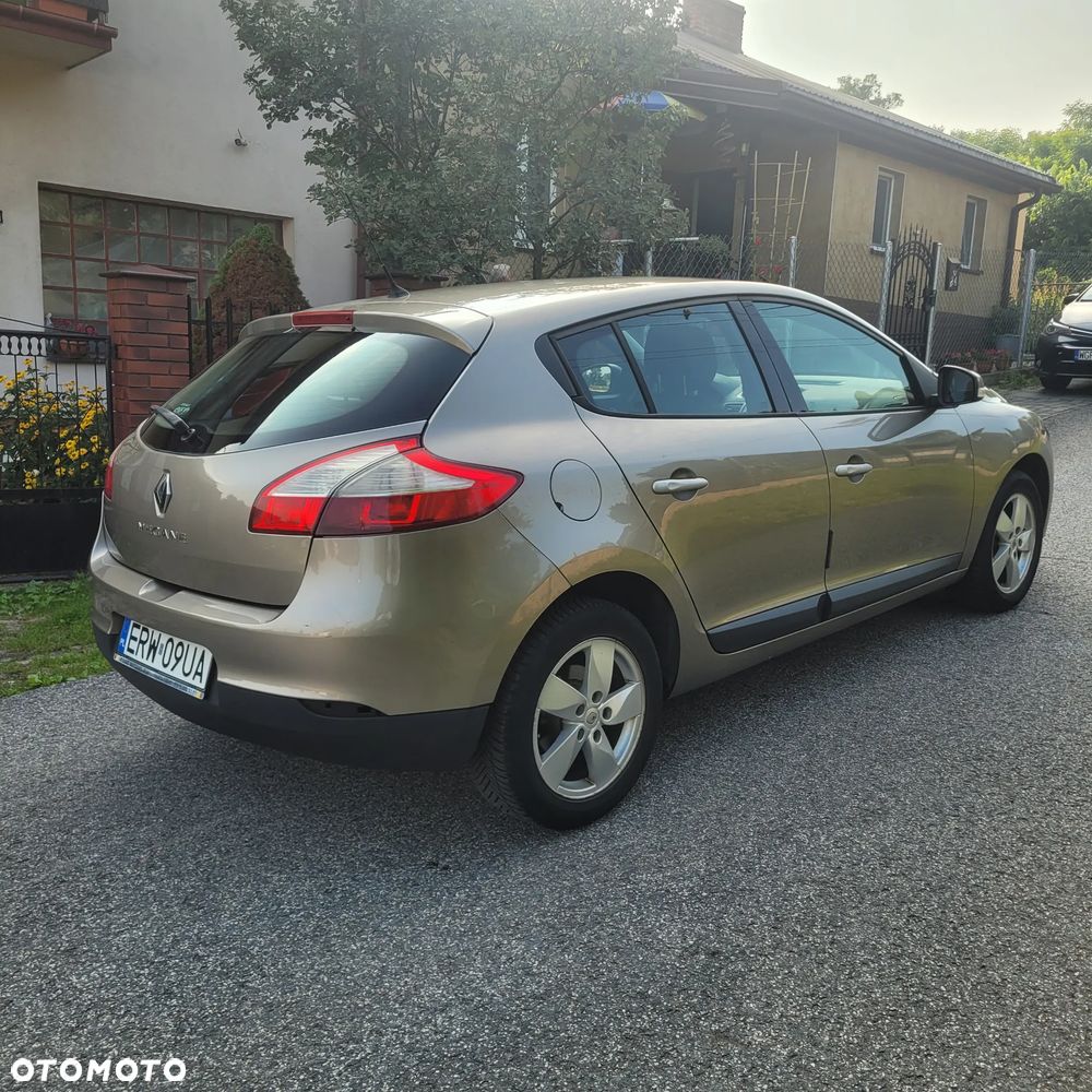 Renault Megane 1.6 16V Color Edition - 3