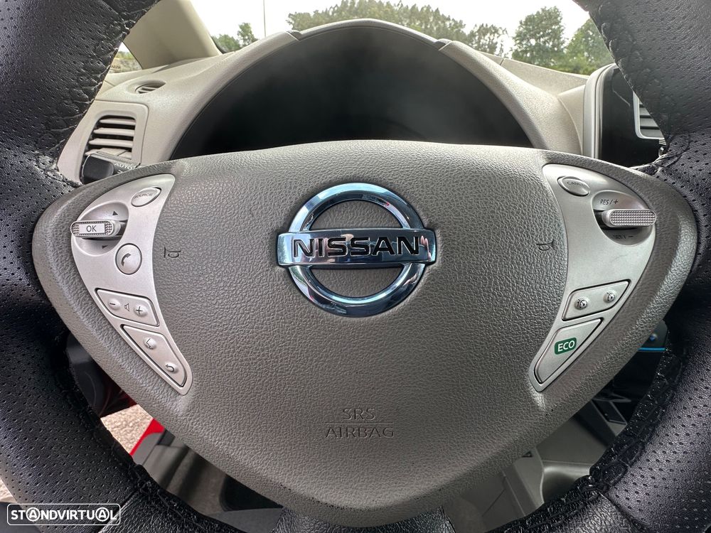 Nissan Leaf 30 kWh (s/ Bateria) Acenta - 11