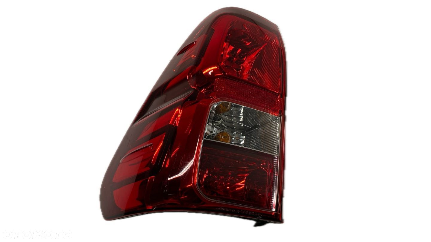 TOYOTA HILUX VIII LAMPA LEAW TYŁ TYLNA LEWY 15-20 - 1