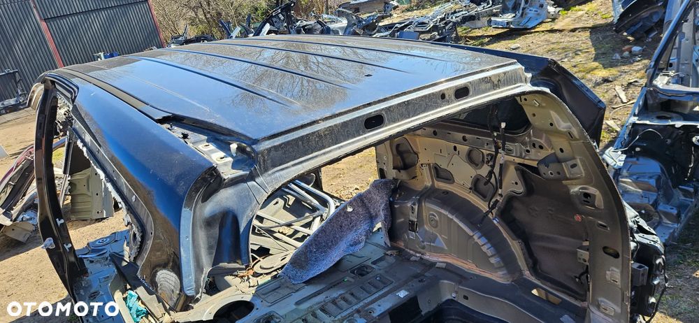 Chrysler Pacifica 2016- Ćwiartka tył  Błotnik tył z progiem prawy lewy Pas tylny Dach 8 osób KOLOR PXR Czarny - 9
