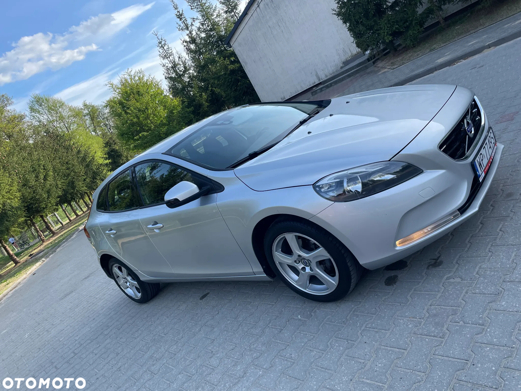 Volvo V40 D2 Momentum - 27