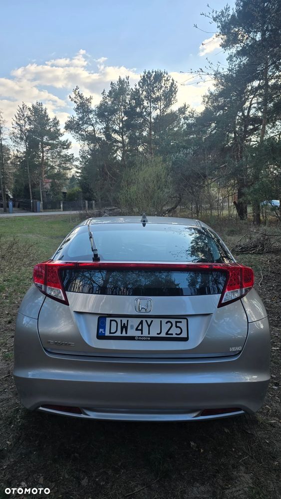 Honda Civic 1.8 Comfort - 13