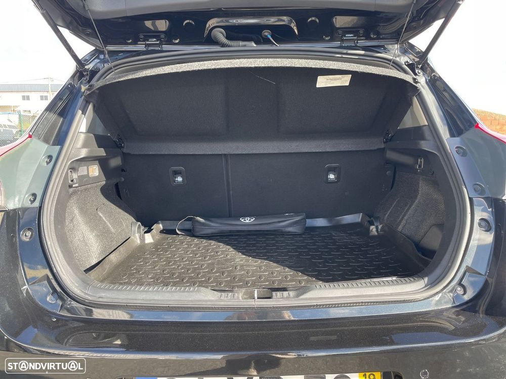 Toyota Auris 1.8 HSD Exclusive - 10