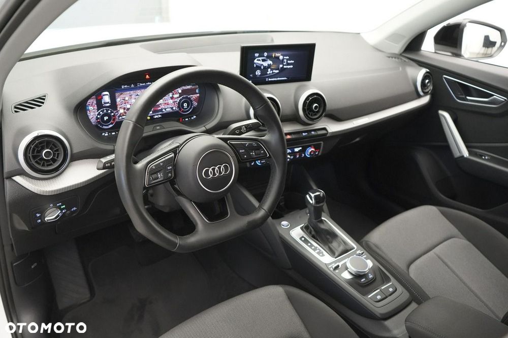 Audi Q2 - 18