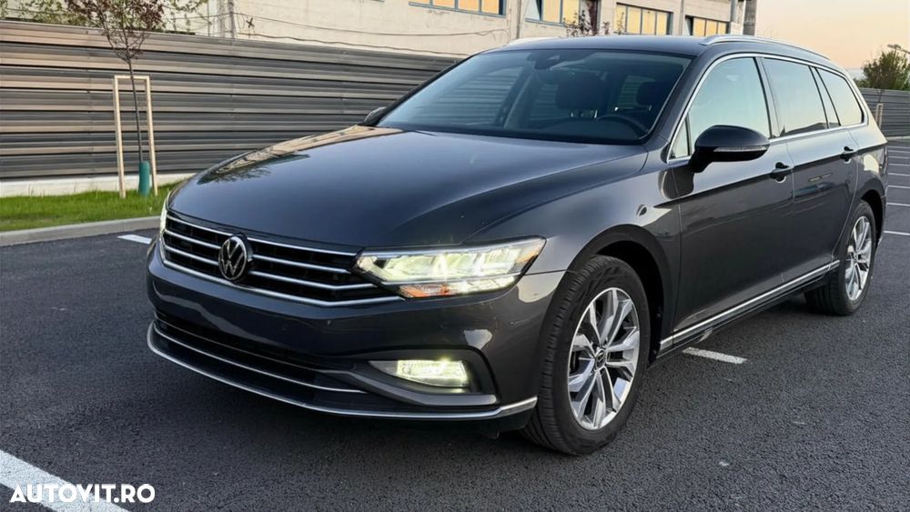Volkswagen Passat 2.0 TDI DSG Highline - 1