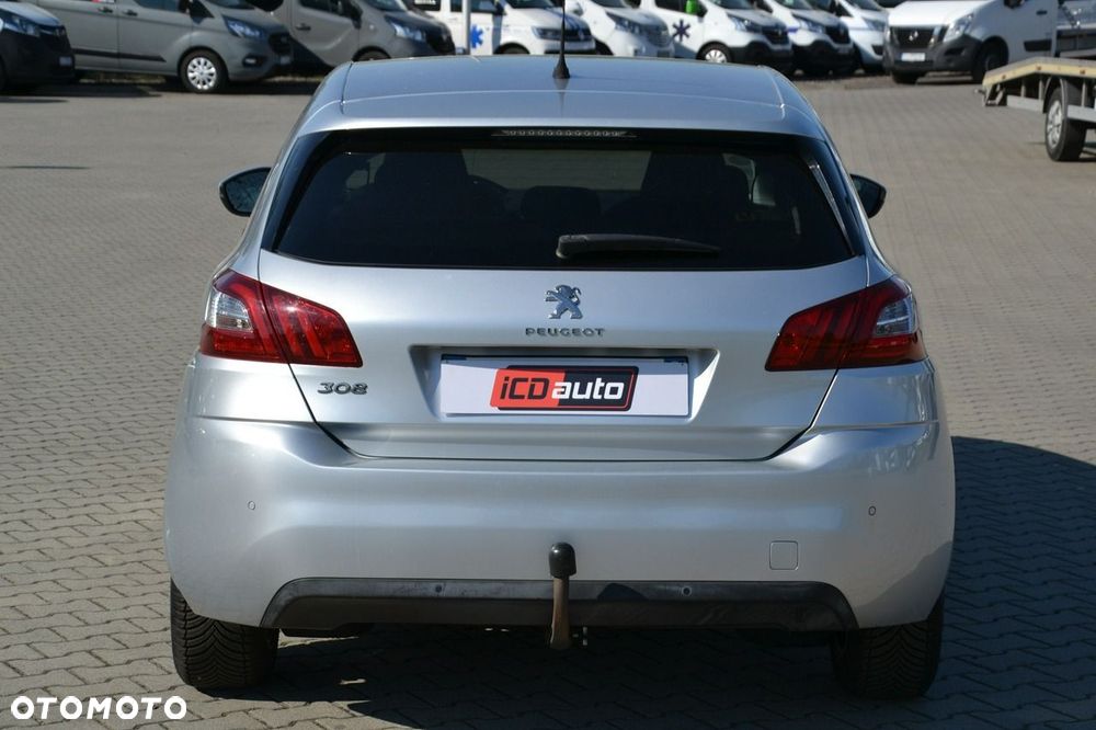 Peugeot 308 - 6