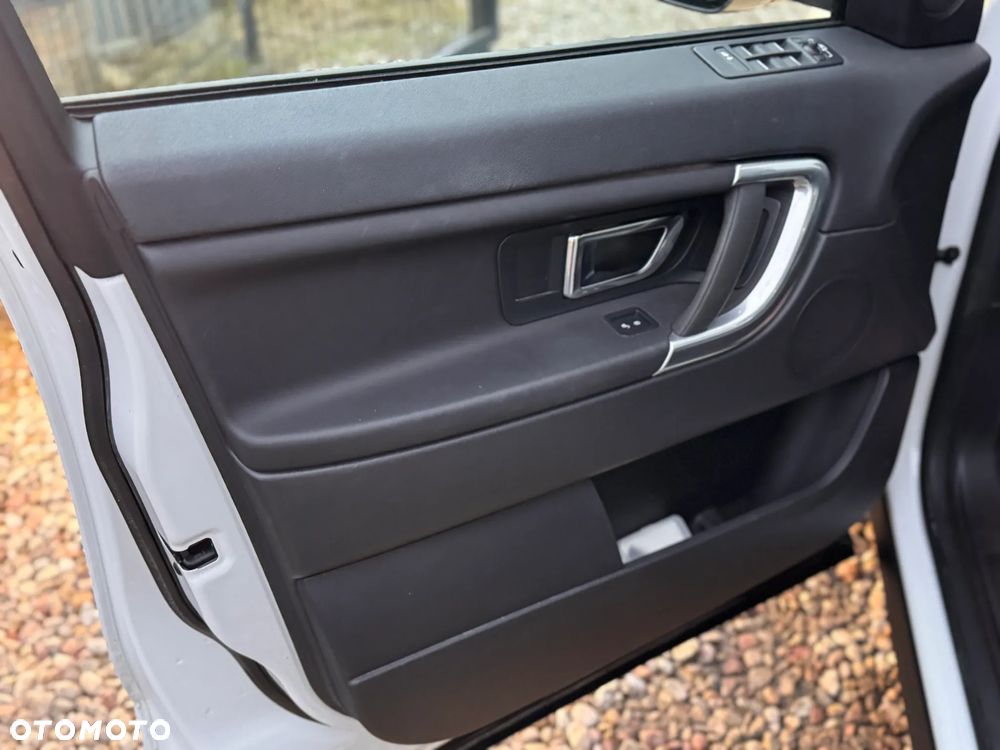 Land Rover Discovery Sport TD4 HSE Luxury - 18