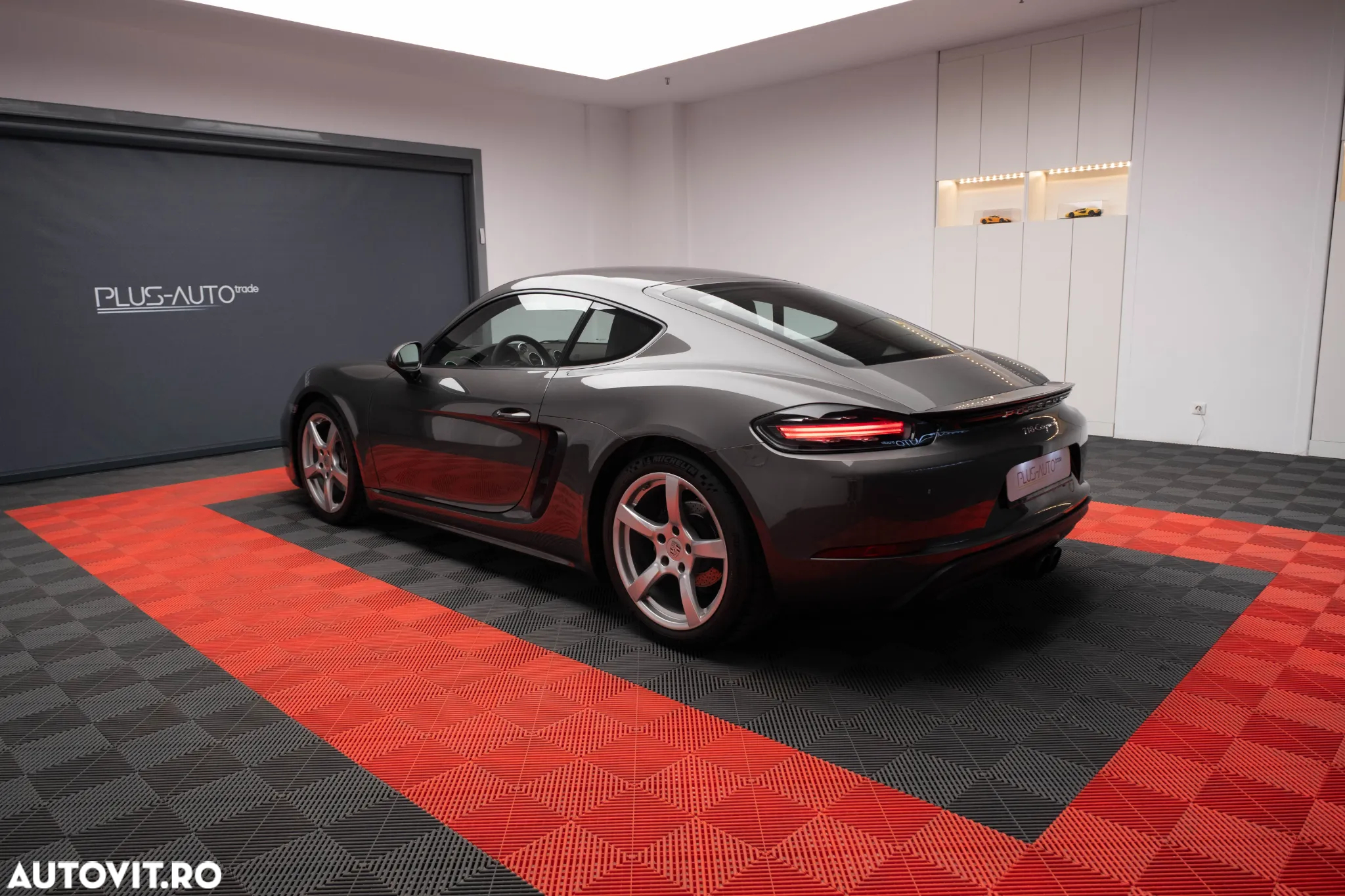 Porsche Cayman 718 PDK - 7