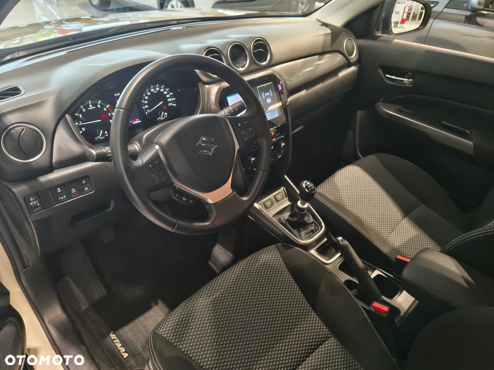 Suzuki Vitara 1.4 Boosterjet mHEV Premium Plus 2WD - 15