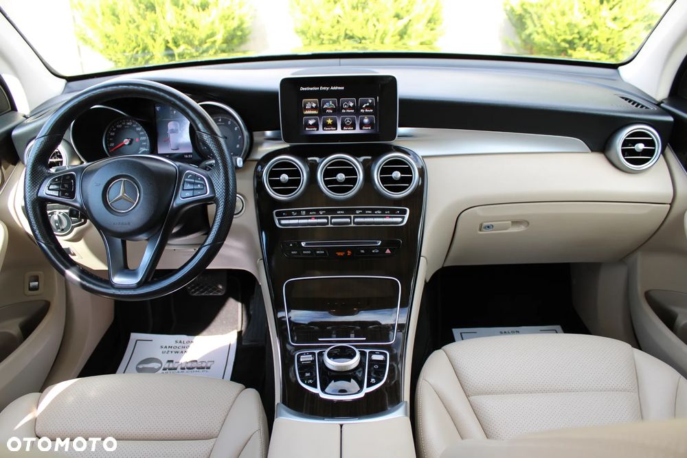 Mercedes-Benz GLC 300 4Matic 9G-TRONIC - 27
