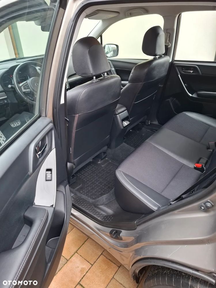 Subaru Forester 2.0 i Platinum (EyeSight) Lineartronic - 8