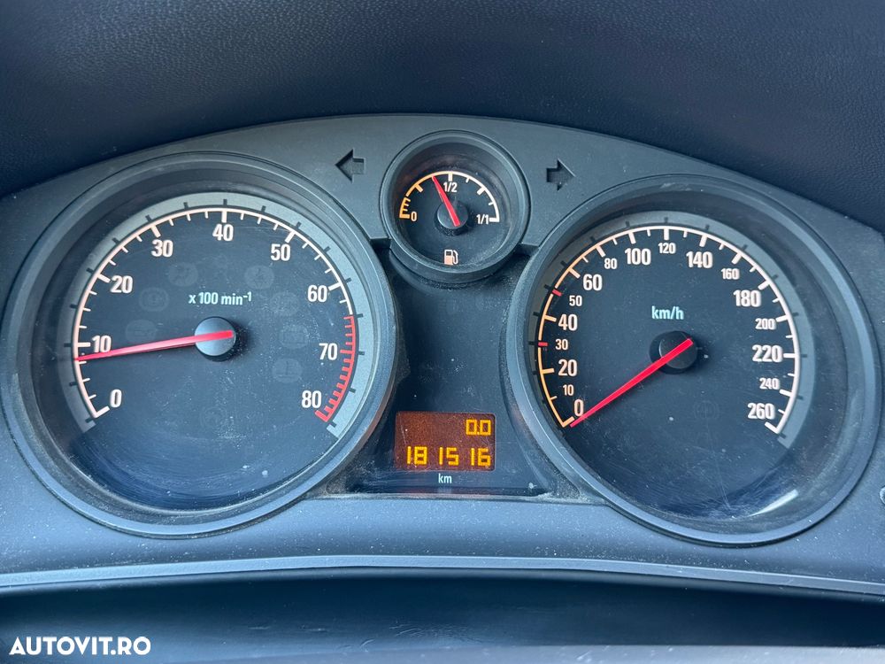 Opel Astra - 11