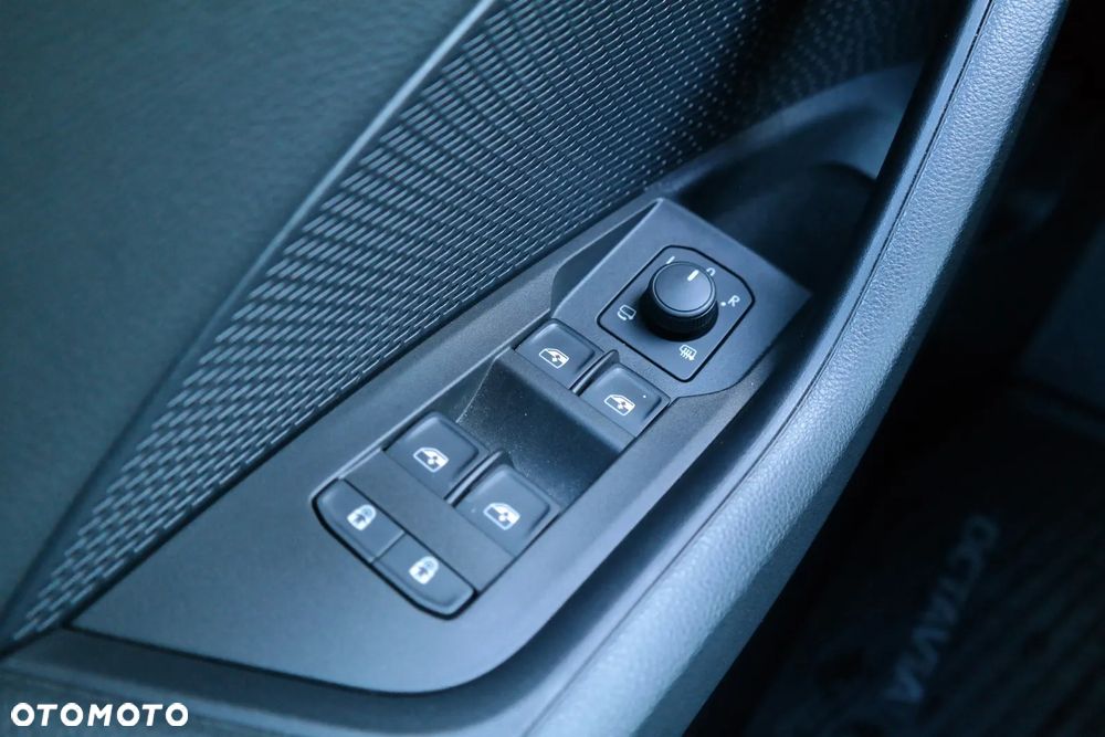 Skoda Octavia 1.5 TSI Selection - 19