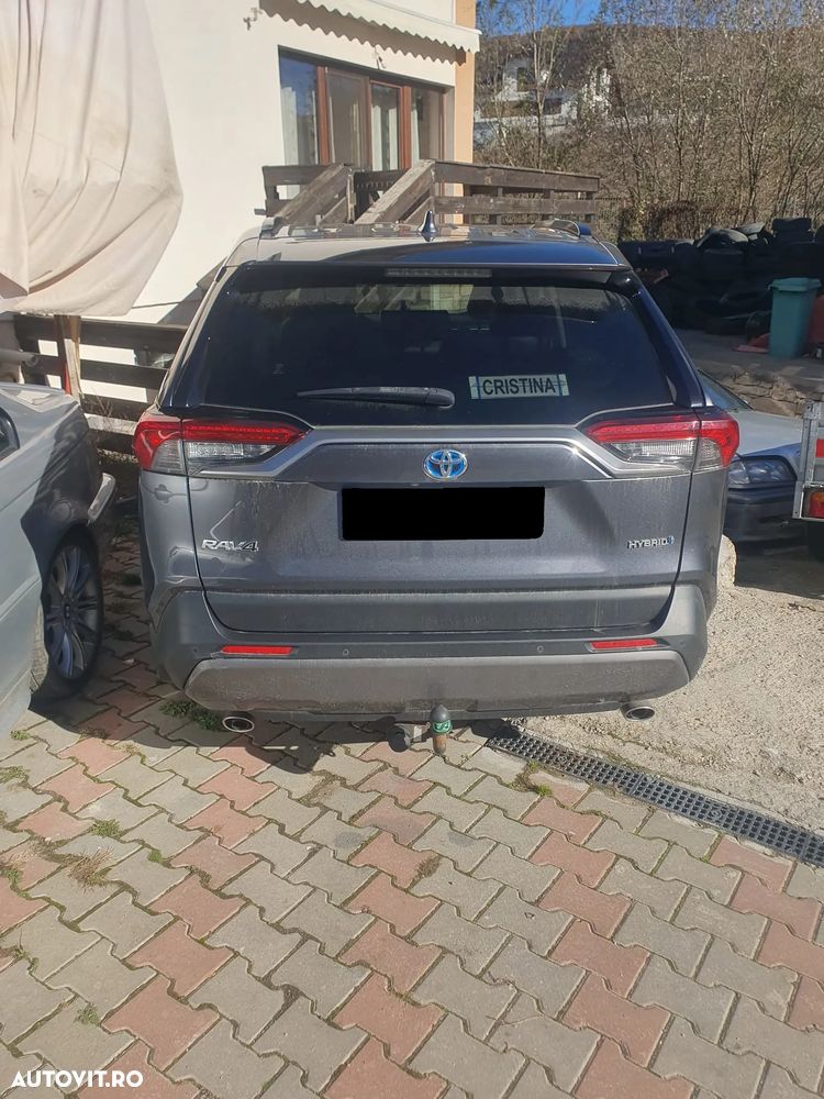 Toyota RAV4 - 4