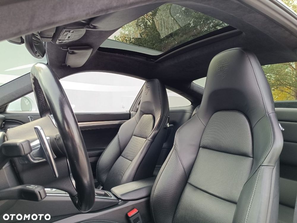 Porsche 911 Carrera 4S PDK - 5