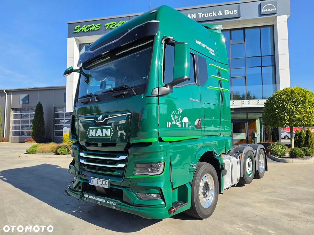 MAN TGX