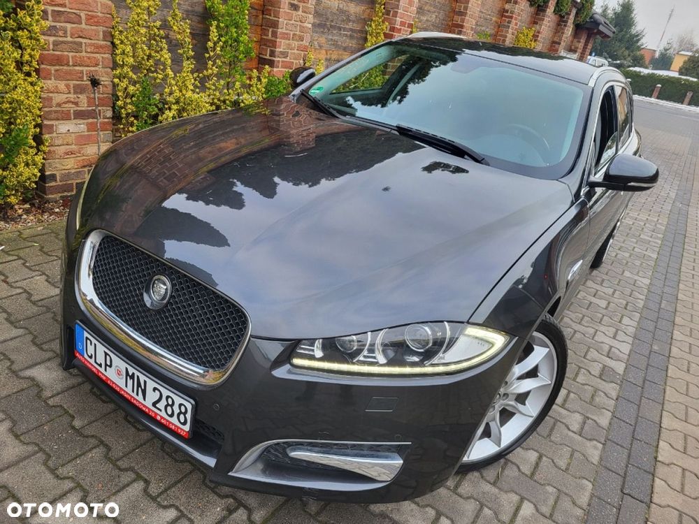 Jaguar XF - 2