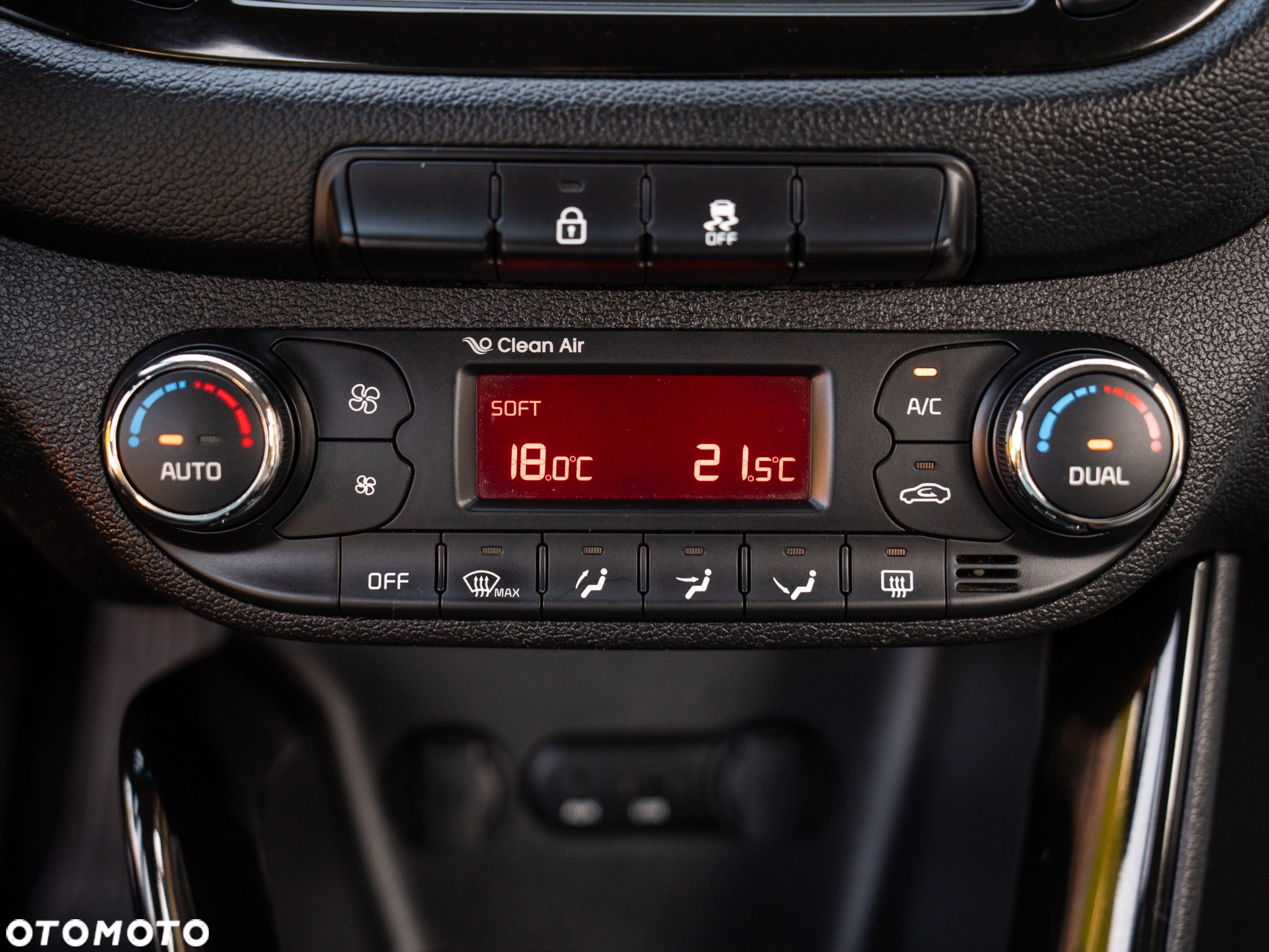Kia Ceed Cee'd 1.6 CRDi XL - 36