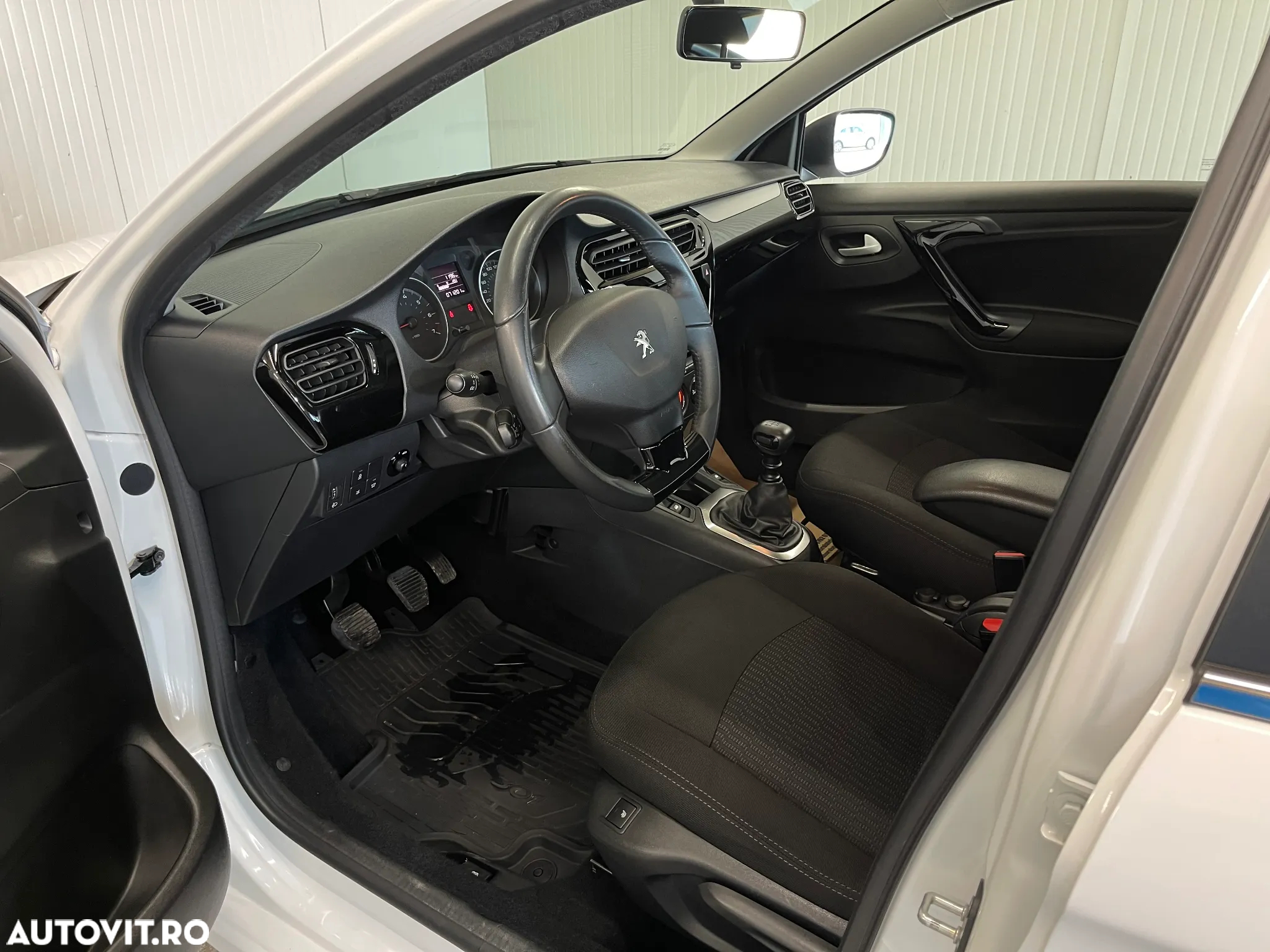 Peugeot 301 1.5 BlueHDI FAP Allure - 5