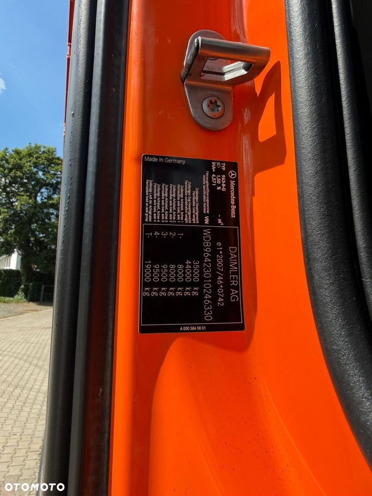 Mercedes-Benz 3551 AROCS wywrotka 3-str. MEILLER, BORDMATIC, MANUAL, 245 t.km.! - 17