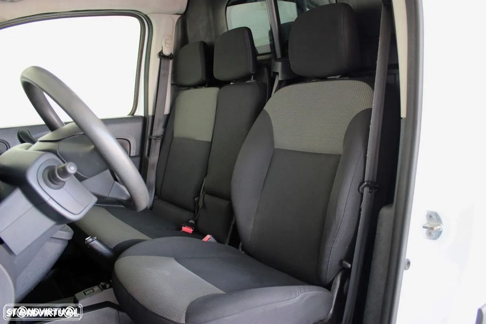 Renault Renault Kangoo  1.5 dCi Maxi Business S/S C/ MOTOR DE FRIO - 6