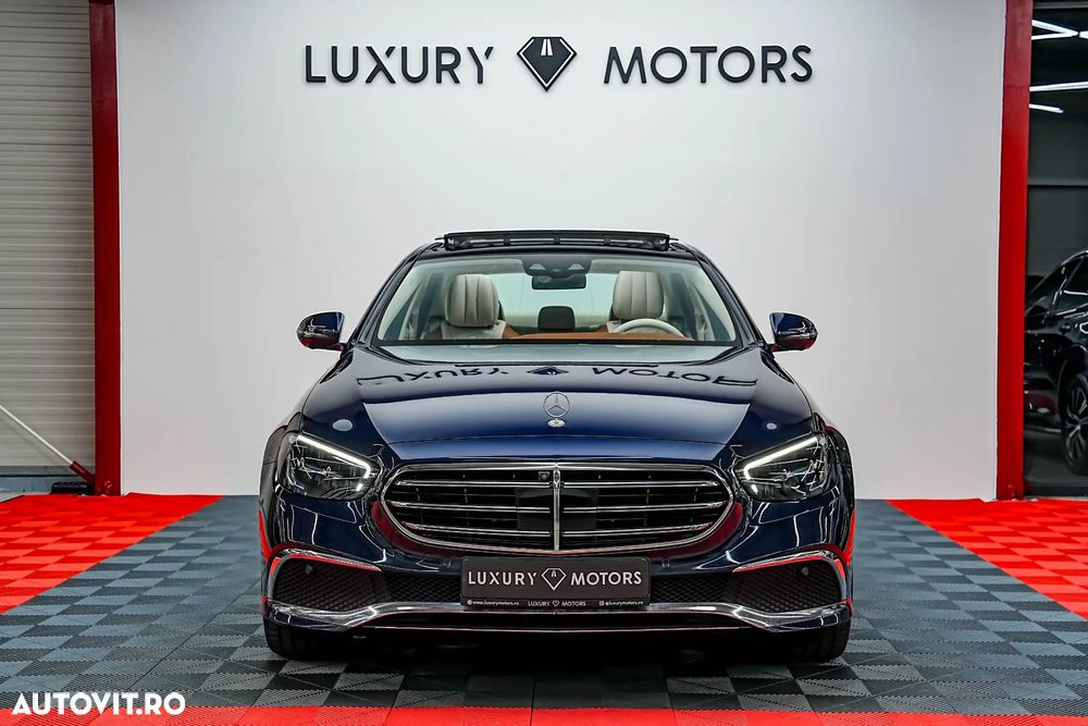 Mercedes-Benz E 220 d 4MATIC 9G-TRONIC Exclusive - 4