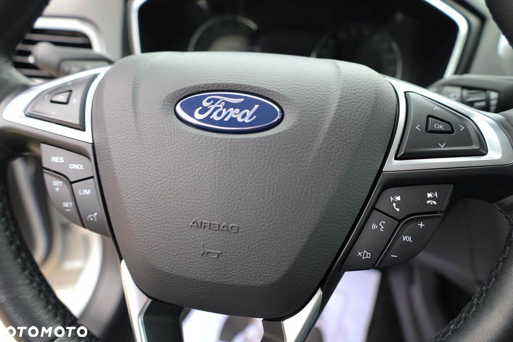 Ford Mondeo 2.0 EcoBlue Titanium - 29