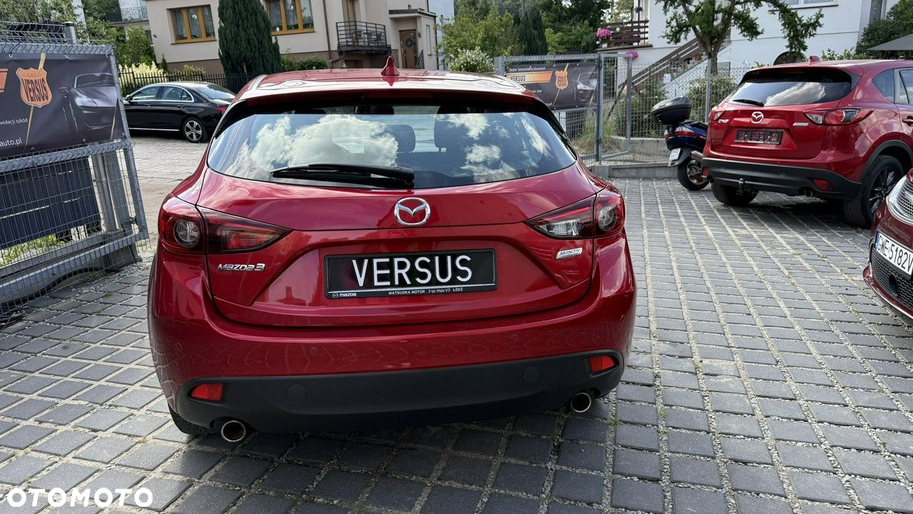 Mazda 3 - 5