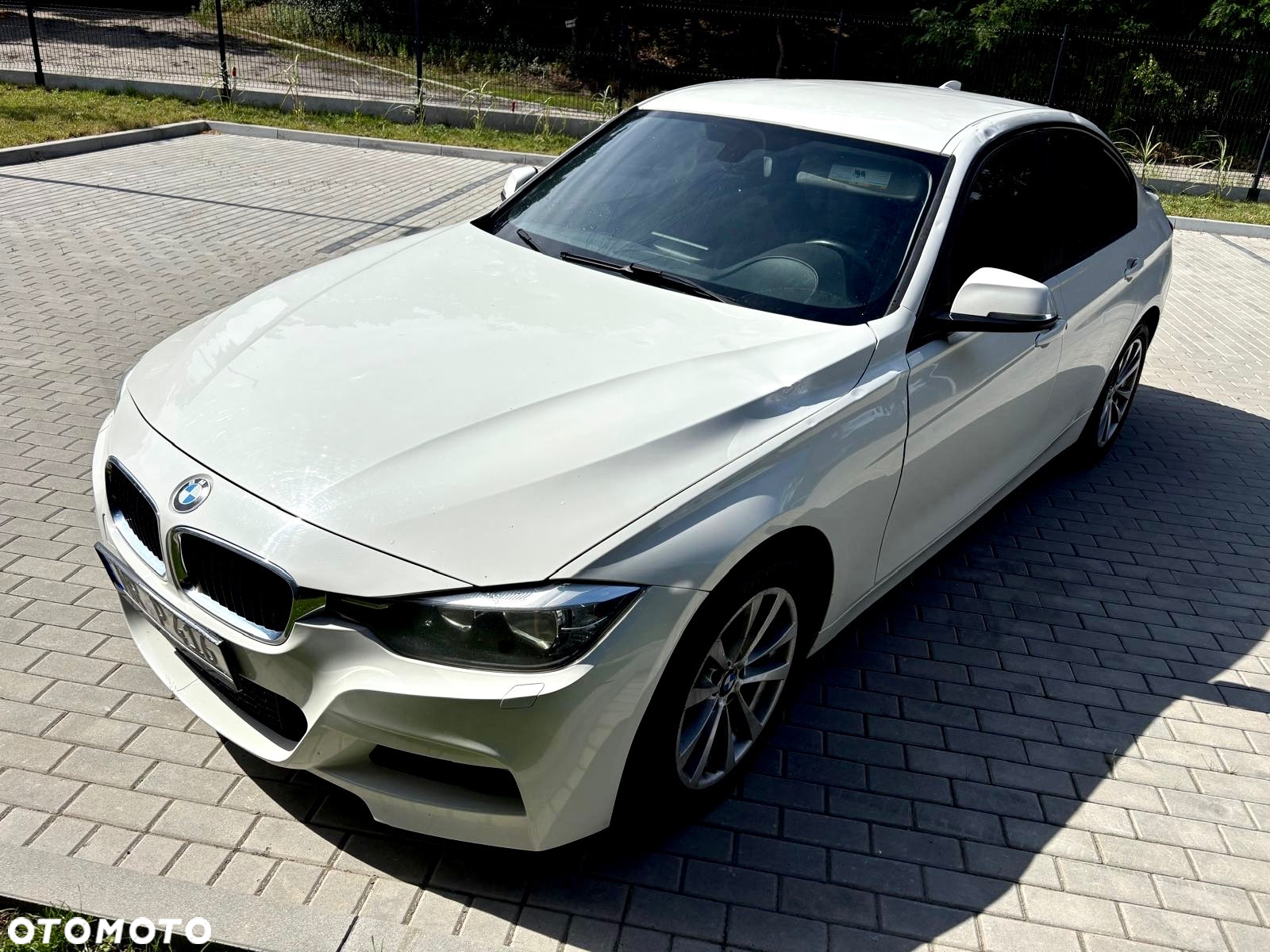 BMW Seria 3 320i xDrive - 11