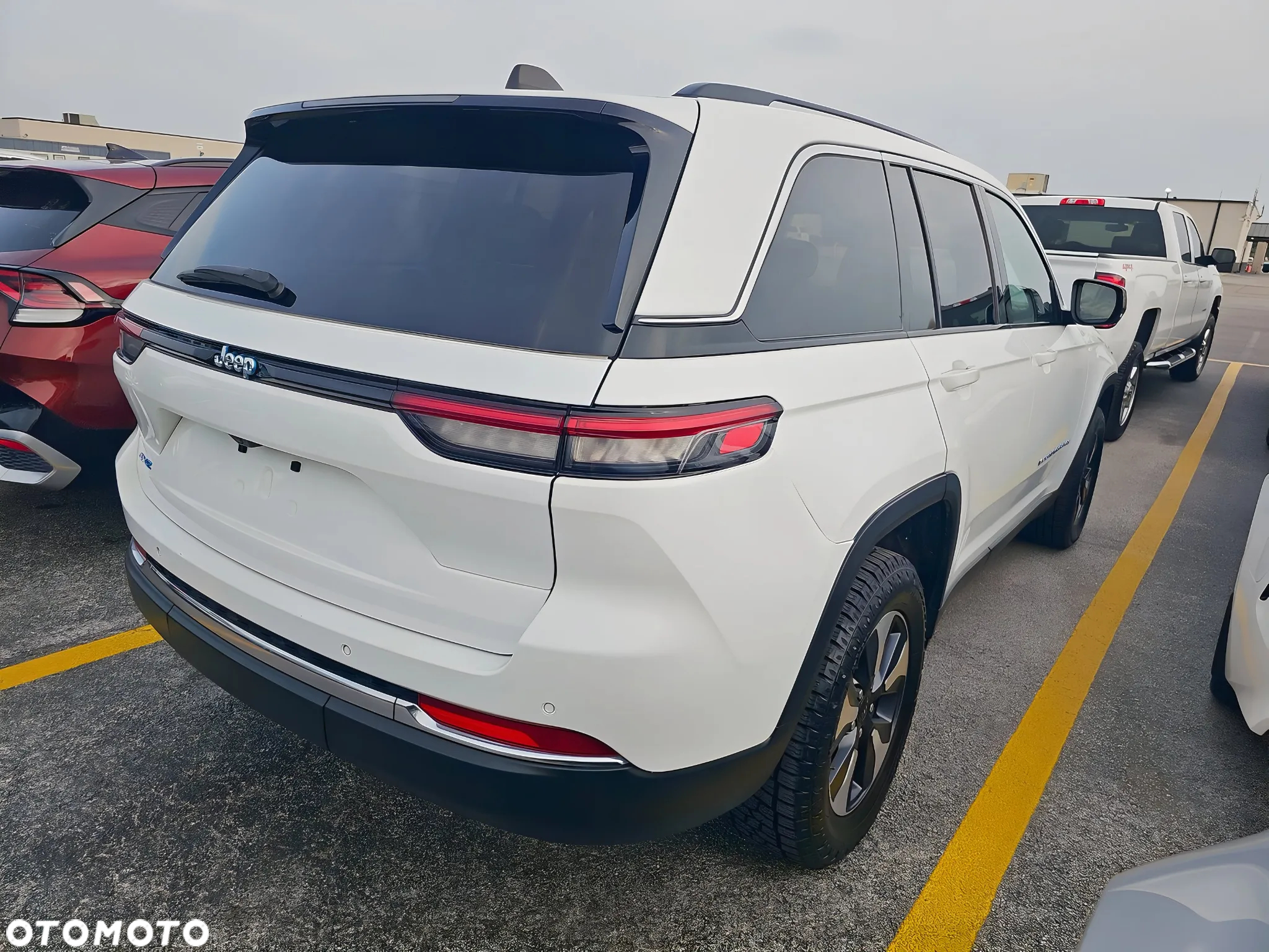 Jeep Grand Cherokee 2.0 4xe Plug-in Hybrid Automatik Overland - 6