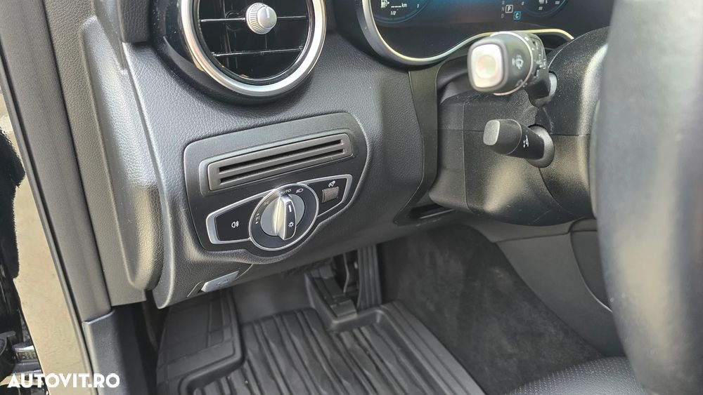 Mercedes-Benz GLC - 24