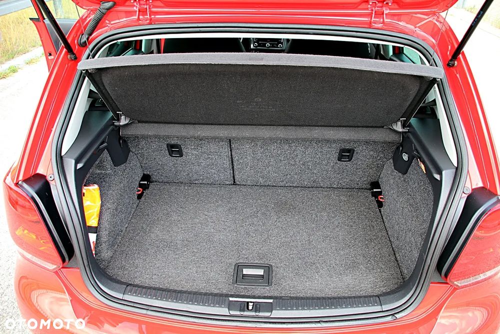Volkswagen Polo 1.4 Highline - 17