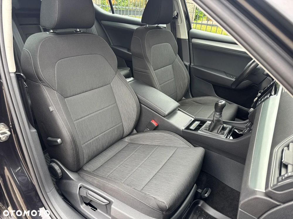 Skoda Superb 1.6 TDI Ambition - 4