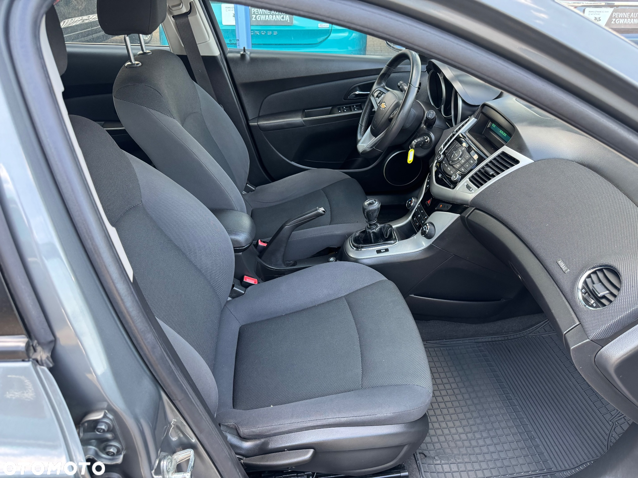 Chevrolet Cruze 1.6 LT - 23