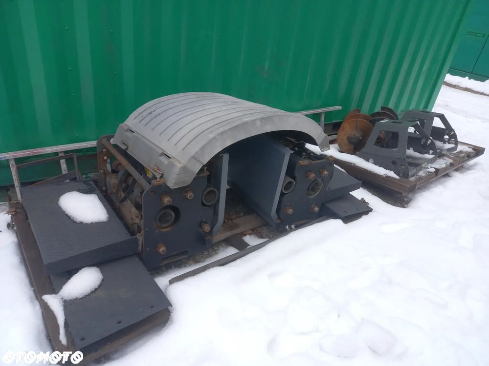 Volvo P7820C ABG Rozściełacz Asfaltu na gąsienicach 2017rok układarka 2,5-5m Niwelacja, stan bdb import - 40