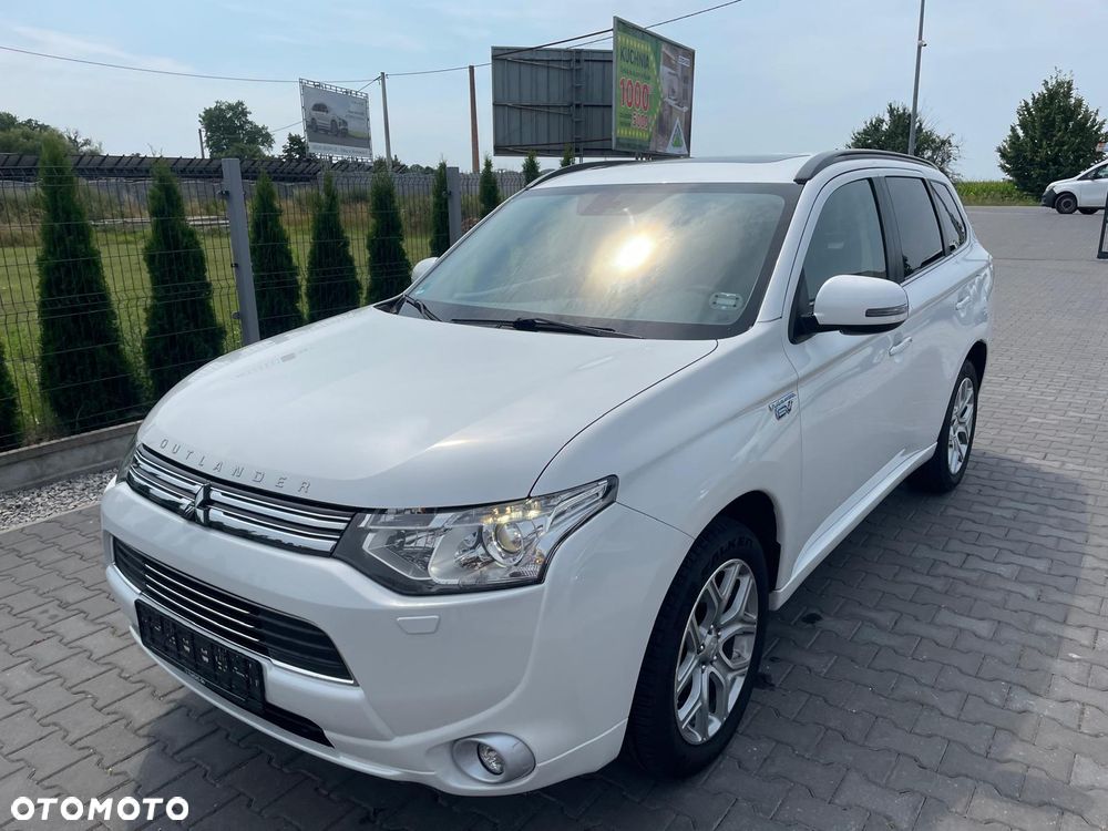 Mitsubishi Outlander 2.0 4WD Top - 1
