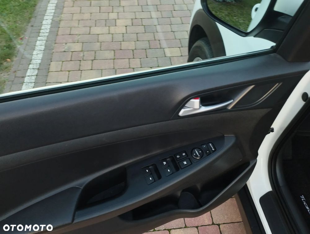 Hyundai Tucson - 12