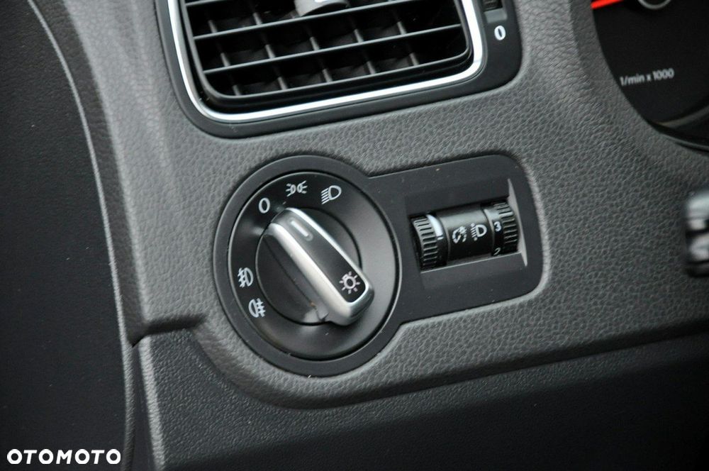 Volkswagen Polo - 35