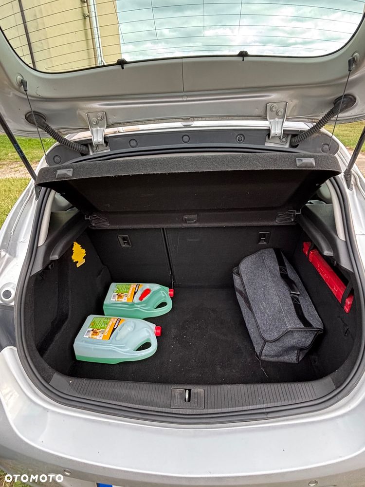 Opel Astra - 10