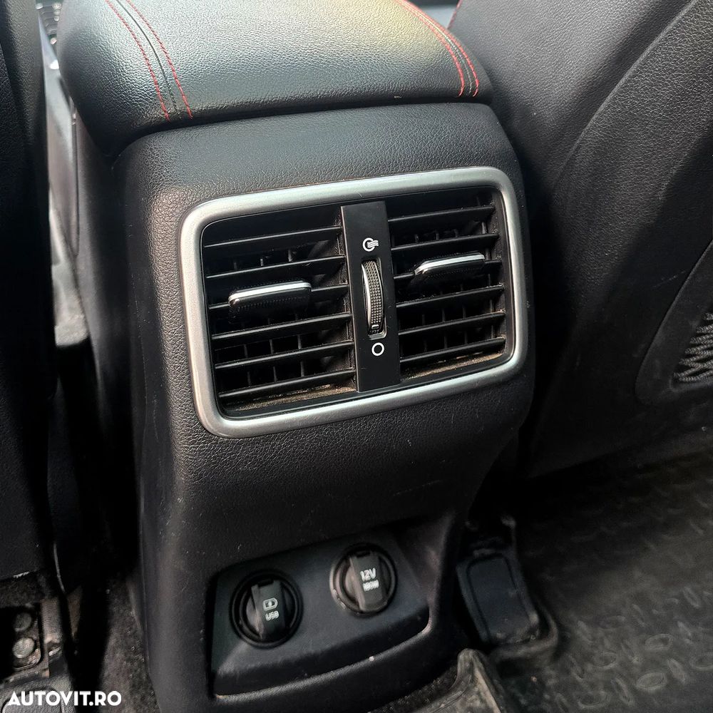 Kia Sportage 2.0 CRDI AWD Eco-Dynamics+ (48V M-H) GT LINE - 19