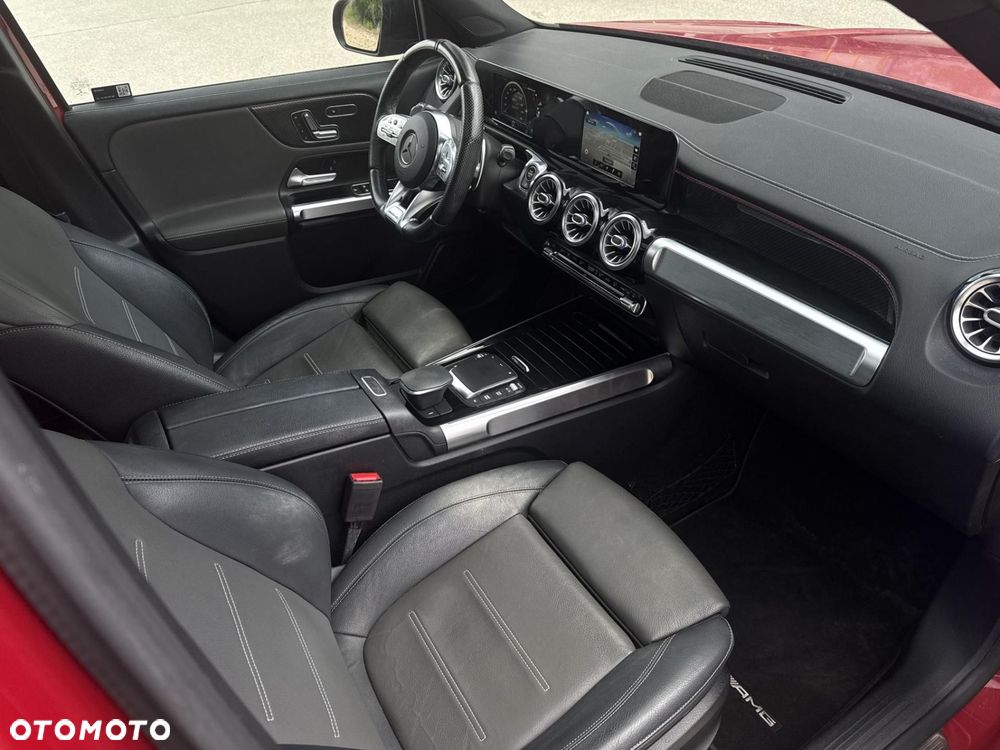 Mercedes-Benz GLB - 22