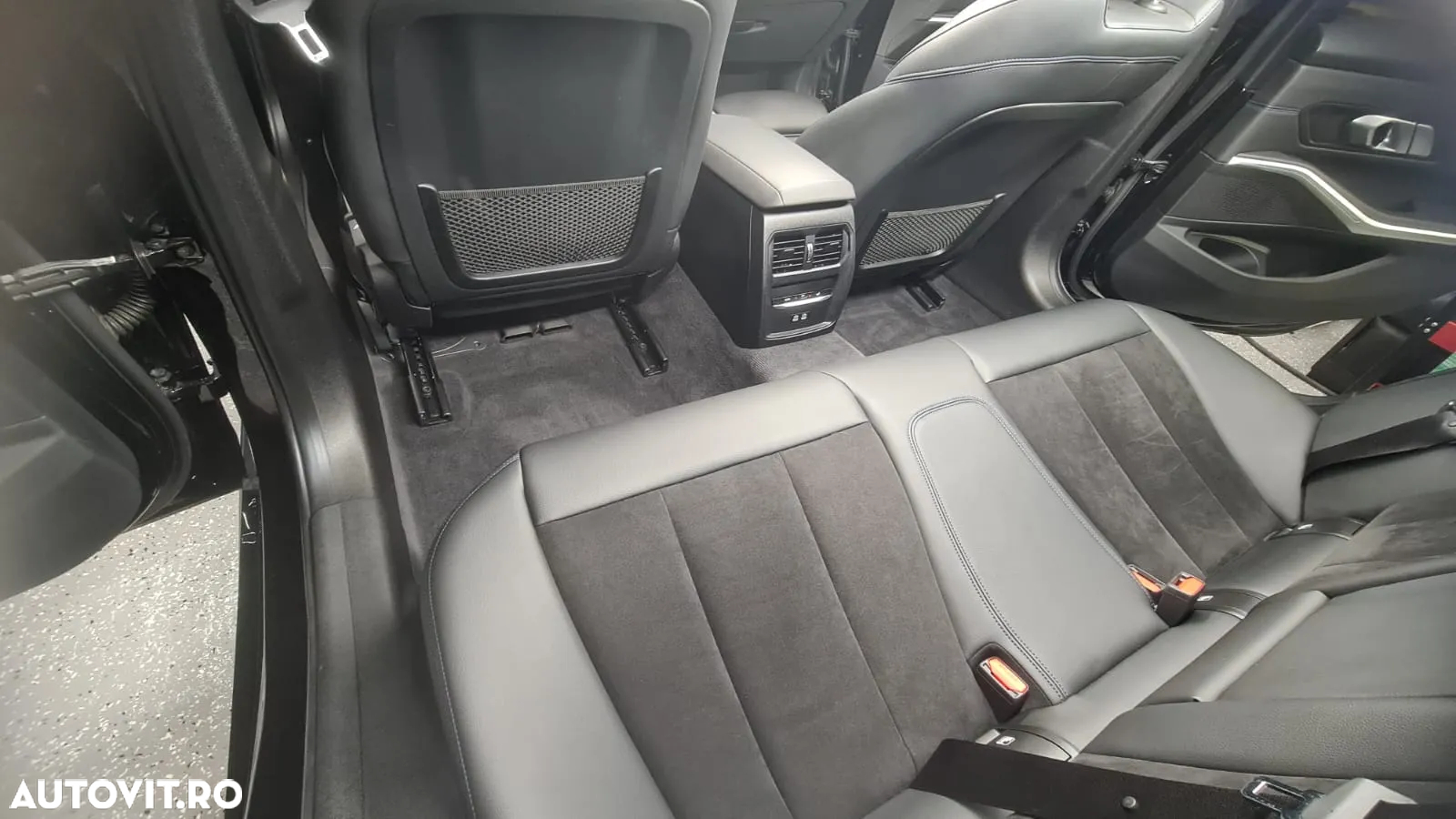 BMW Seria 3 320d xDrive AT MHEV - 22