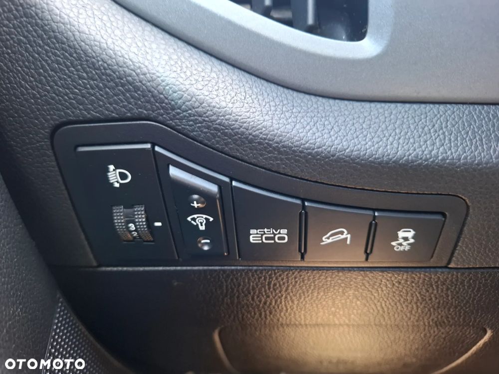 Kia Sportage 2.0 CRDI AWD Dream-Team Edition - 21