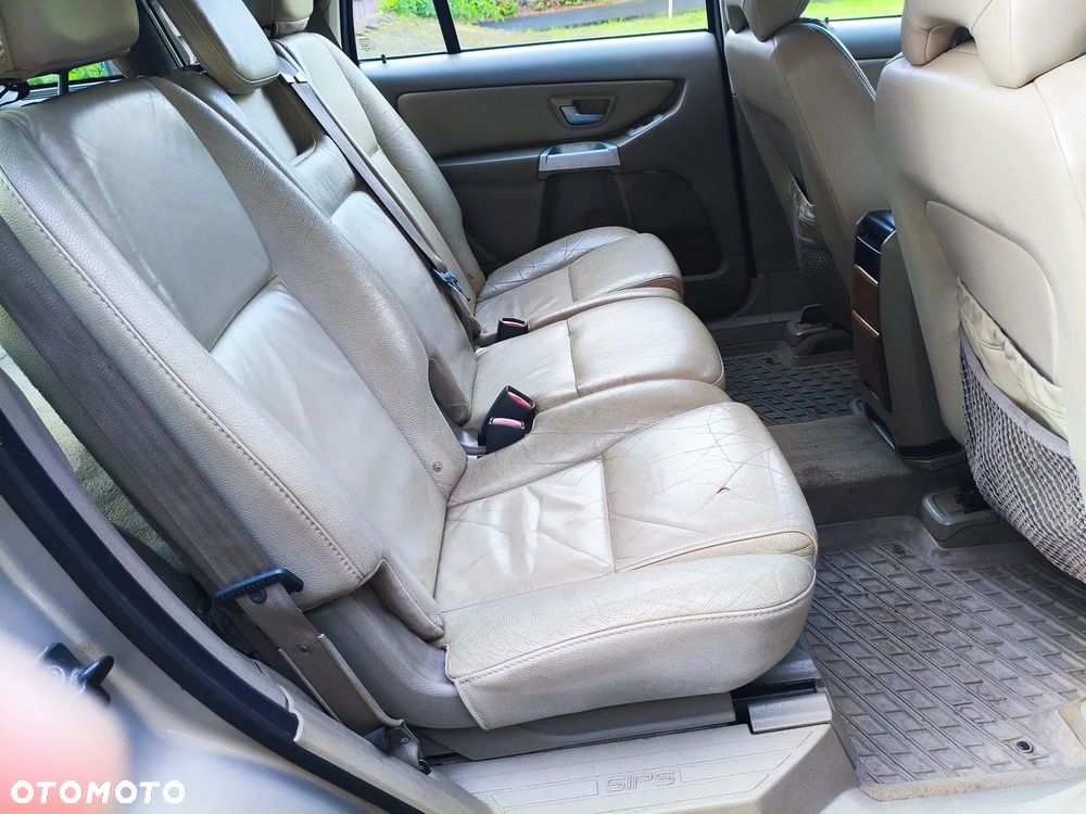 Volvo XC 90 - 8