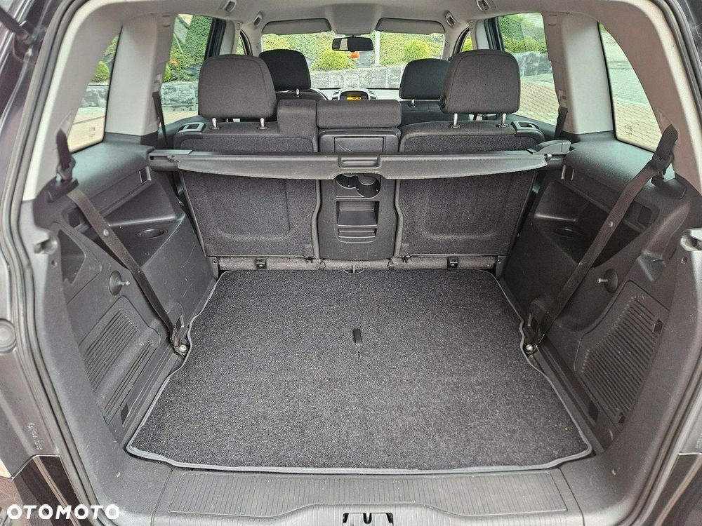 Opel Zafira - 30