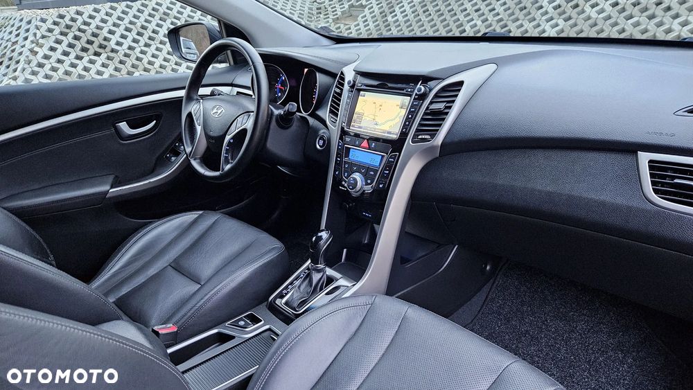 Hyundai i30 1.6 CRDi Automatik Style - 7