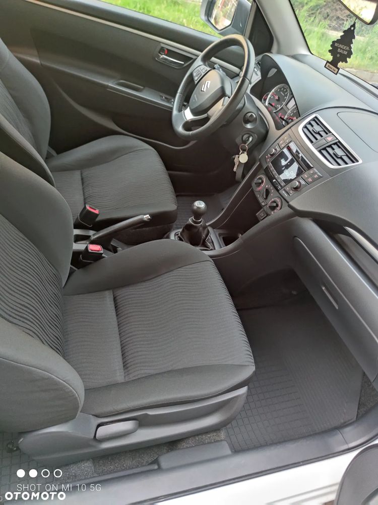 Suzuki Swift 1.2 - 11